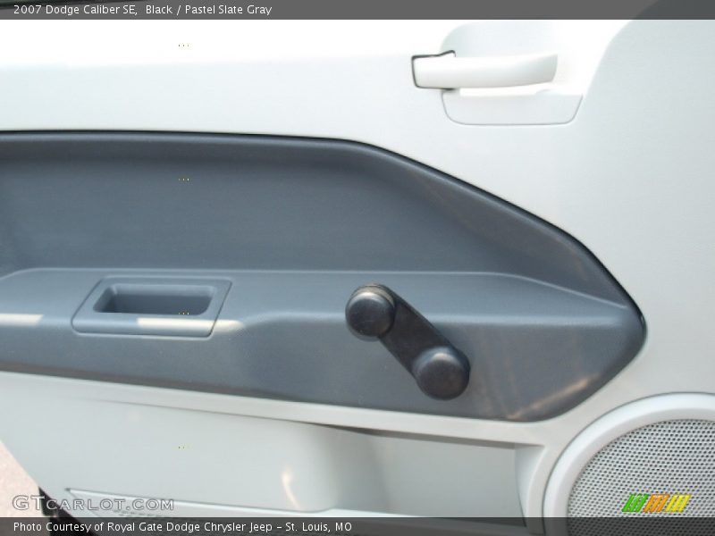 Black / Pastel Slate Gray 2007 Dodge Caliber SE
