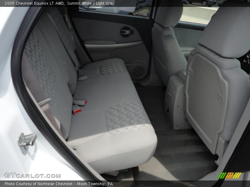 Summit White / Light Gray 2005 Chevrolet Equinox LT AWD
