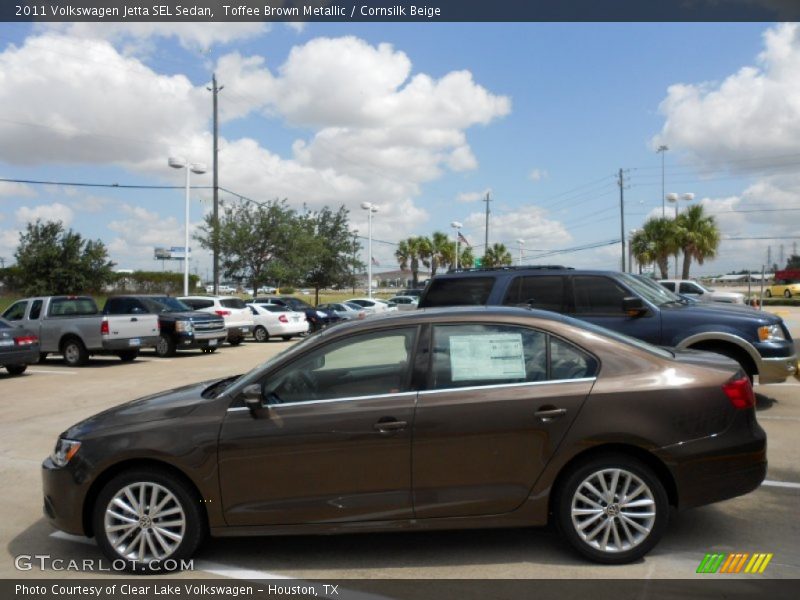 Toffee Brown Metallic / Cornsilk Beige 2011 Volkswagen Jetta SEL Sedan