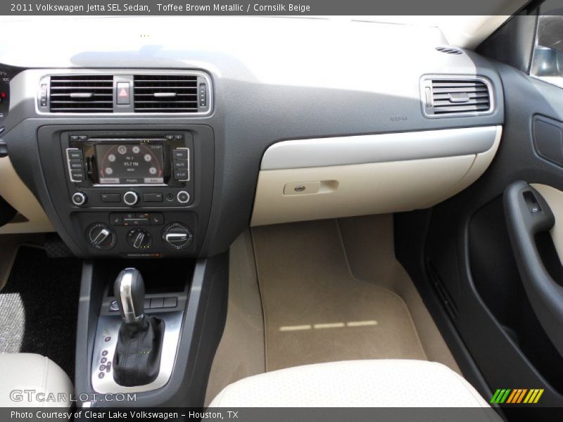 Toffee Brown Metallic / Cornsilk Beige 2011 Volkswagen Jetta SEL Sedan