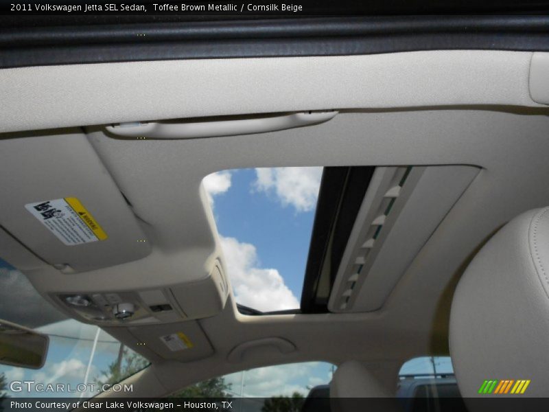 Toffee Brown Metallic / Cornsilk Beige 2011 Volkswagen Jetta SEL Sedan