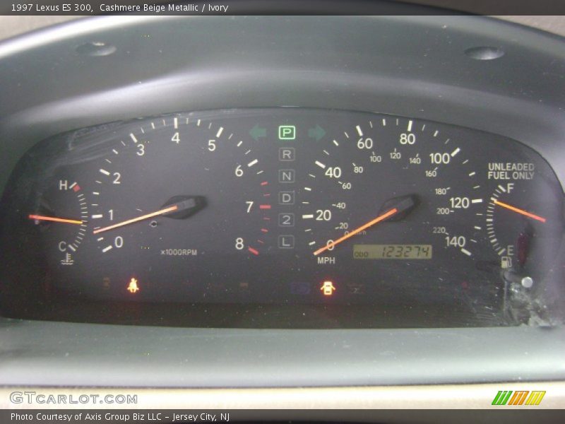 Cashmere Beige Metallic / Ivory 1997 Lexus ES 300