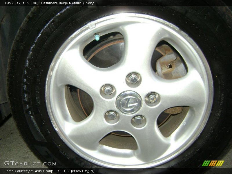 Cashmere Beige Metallic / Ivory 1997 Lexus ES 300