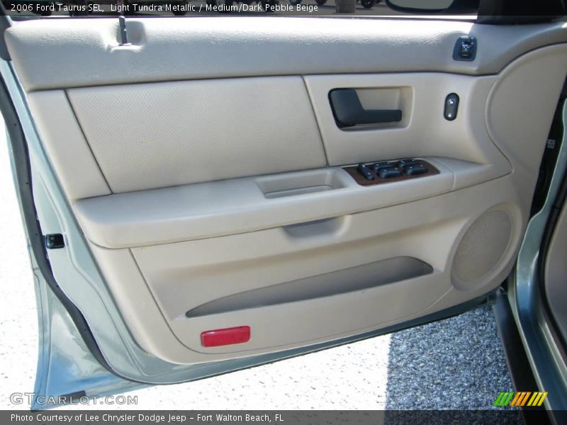 Light Tundra Metallic / Medium/Dark Pebble Beige 2006 Ford Taurus SEL