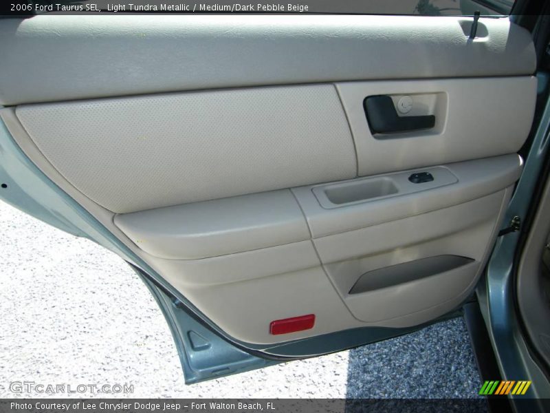 Light Tundra Metallic / Medium/Dark Pebble Beige 2006 Ford Taurus SEL