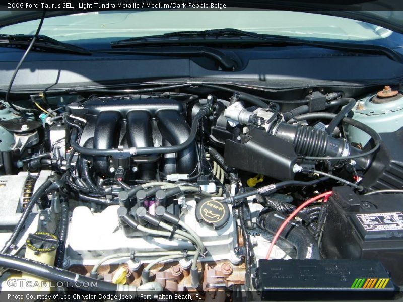 Light Tundra Metallic / Medium/Dark Pebble Beige 2006 Ford Taurus SEL