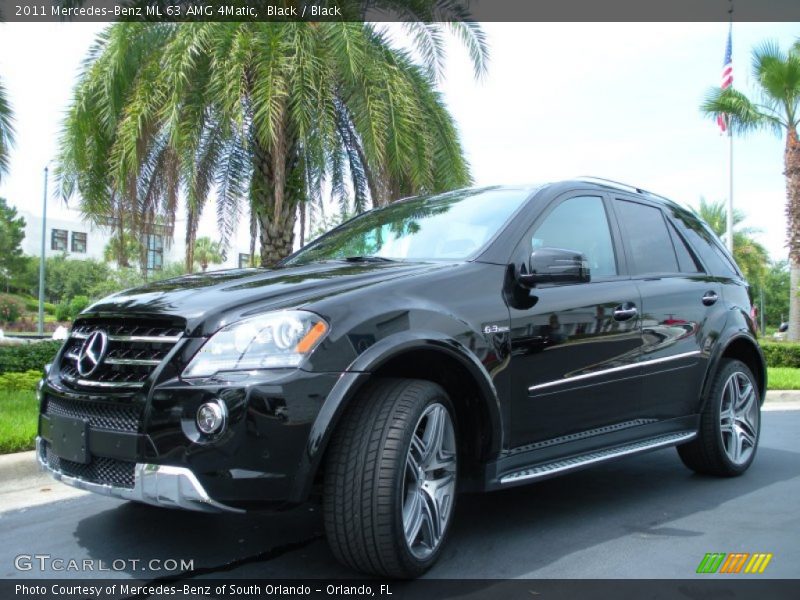 Front 3/4 View of 2011 ML 63 AMG 4Matic