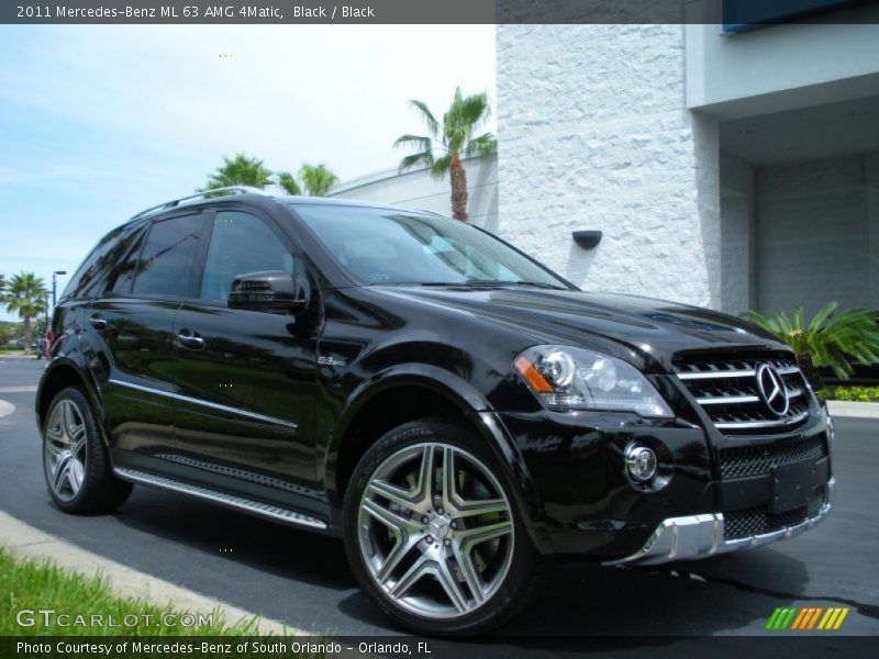 Front 3/4 View of 2011 ML 63 AMG 4Matic