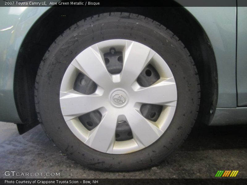 Aloe Green Metallic / Bisque 2007 Toyota Camry LE