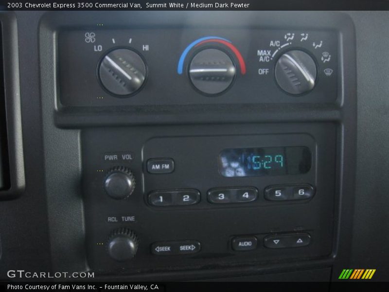 Summit White / Medium Dark Pewter 2003 Chevrolet Express 3500 Commercial Van