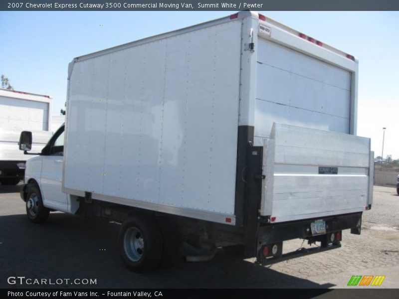 Summit White / Pewter 2007 Chevrolet Express Cutaway 3500 Commercial Moving Van