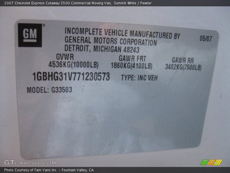 Summit White / Pewter 2007 Chevrolet Express Cutaway 3500 Commercial Moving Van