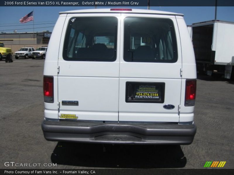 Oxford White / Medium Flint Grey 2006 Ford E Series Van E350 XL Passenger