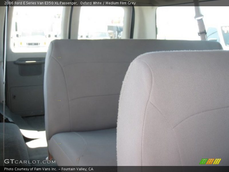 Oxford White / Medium Flint Grey 2006 Ford E Series Van E350 XL Passenger