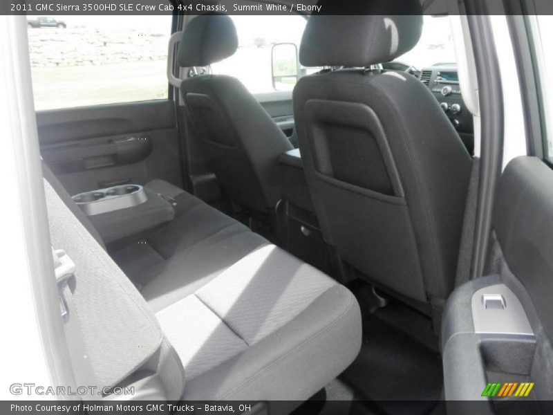 Summit White / Ebony 2011 GMC Sierra 3500HD SLE Crew Cab 4x4 Chassis