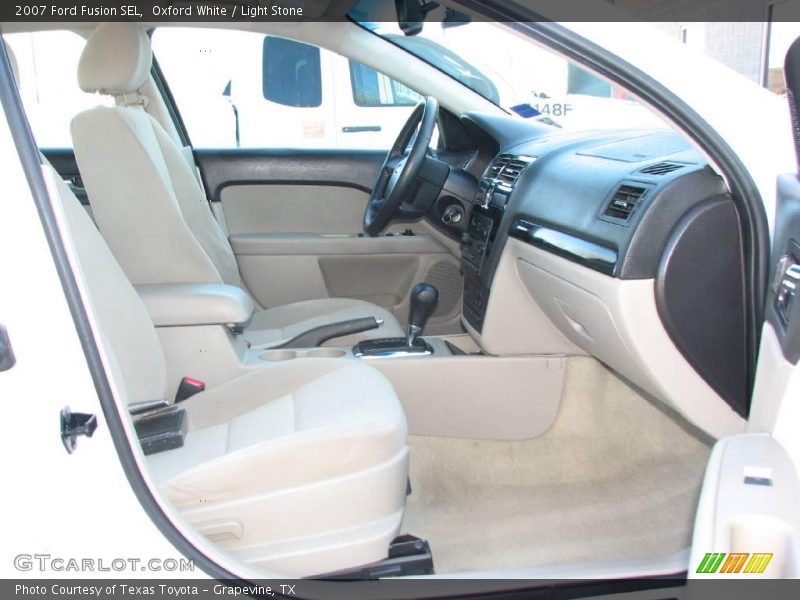 Oxford White / Light Stone 2007 Ford Fusion SEL