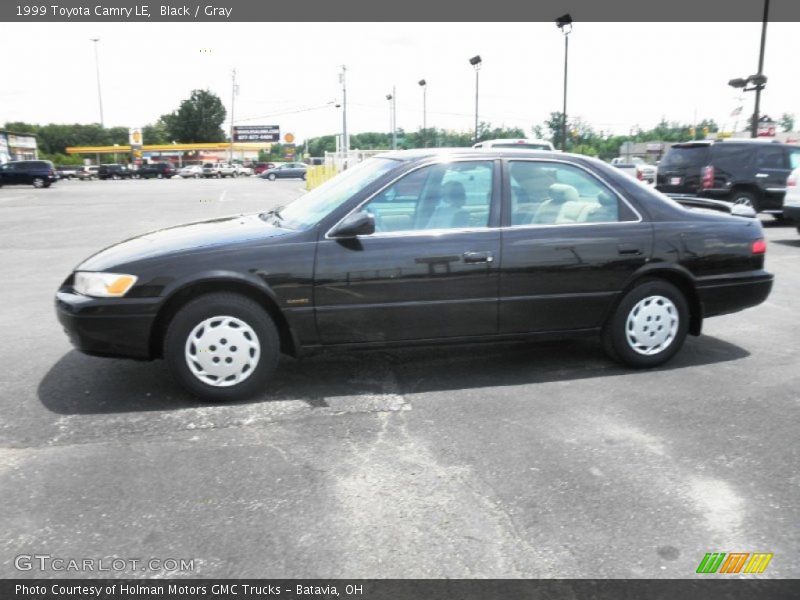 Black / Gray 1999 Toyota Camry LE