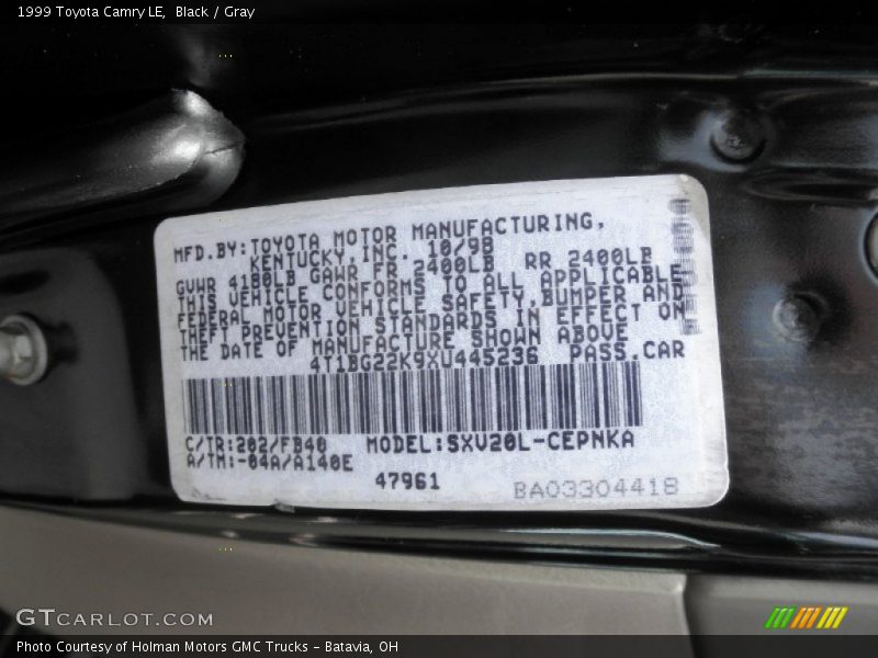 Black / Gray 1999 Toyota Camry LE