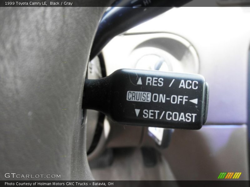 Black / Gray 1999 Toyota Camry LE