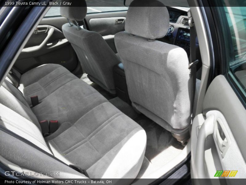 Black / Gray 1999 Toyota Camry LE