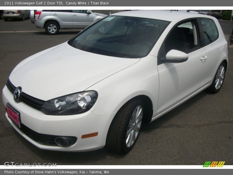 Candy White / Titan Black 2011 Volkswagen Golf 2 Door TDI
