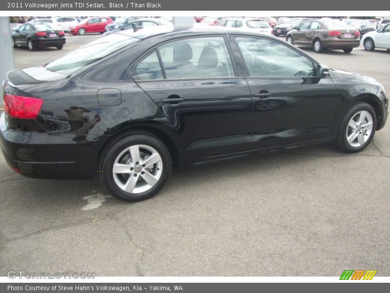Black / Titan Black 2011 Volkswagen Jetta TDI Sedan