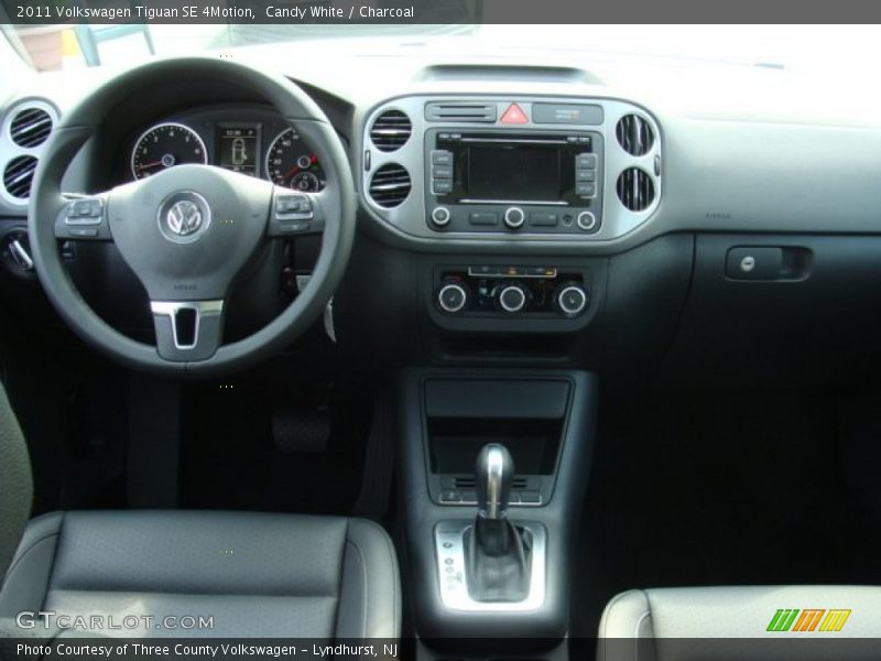 Dashboard of 2011 Tiguan SE 4Motion