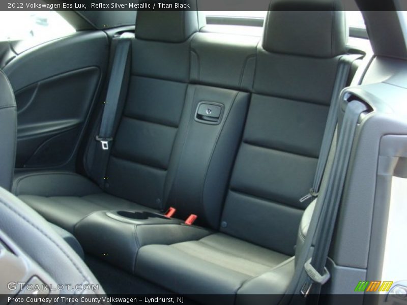  2012 Eos Lux Titan Black Interior