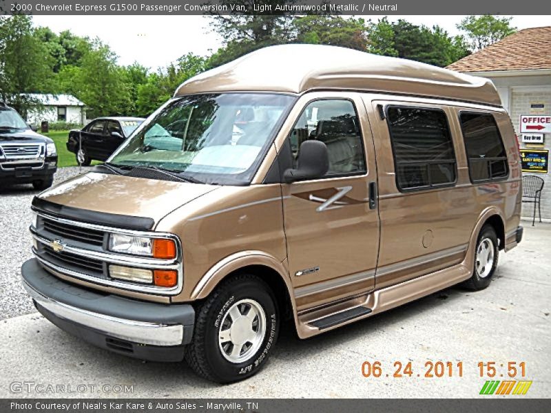 Light Autumnwood Metallic / Neutral 2000 Chevrolet Express G1500 Passenger Conversion Van