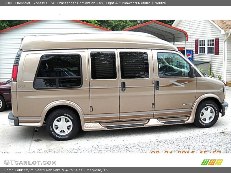 Light Autumnwood Metallic / Neutral 2000 Chevrolet Express G1500 Passenger Conversion Van
