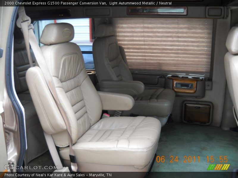 Light Autumnwood Metallic / Neutral 2000 Chevrolet Express G1500 Passenger Conversion Van