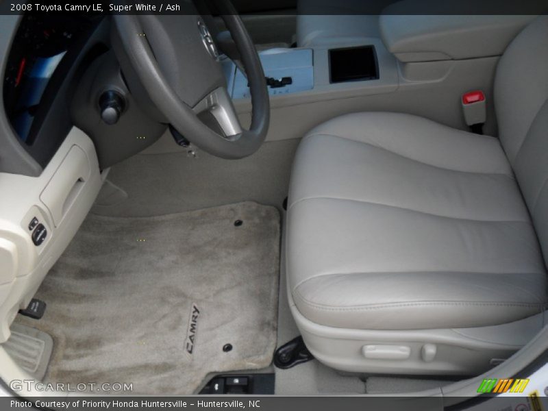 Super White / Ash 2008 Toyota Camry LE