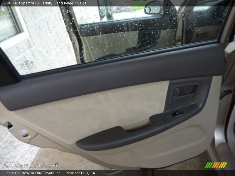 Sand Beige / Beige 2006 Kia Spectra EX Sedan