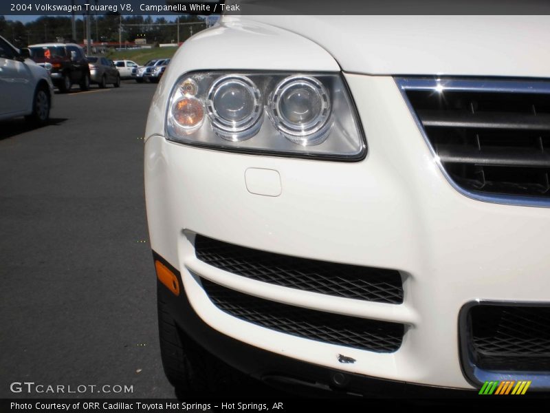 Campanella White / Teak 2004 Volkswagen Touareg V8
