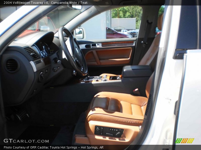 Campanella White / Teak 2004 Volkswagen Touareg V8