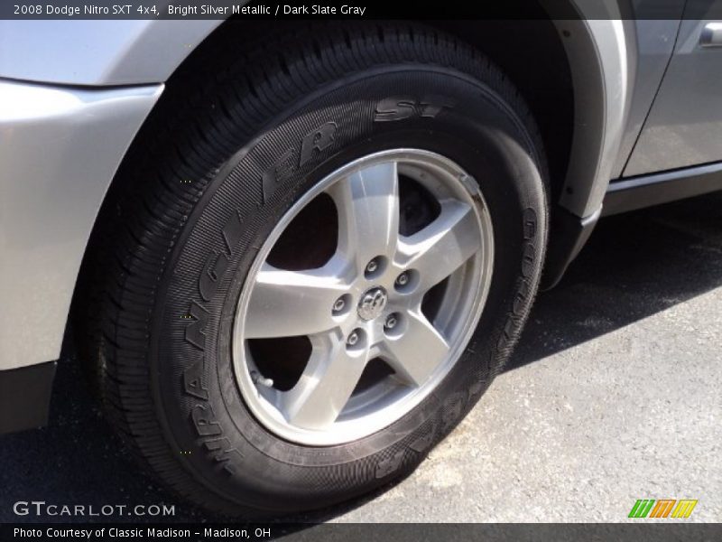 Bright Silver Metallic / Dark Slate Gray 2008 Dodge Nitro SXT 4x4