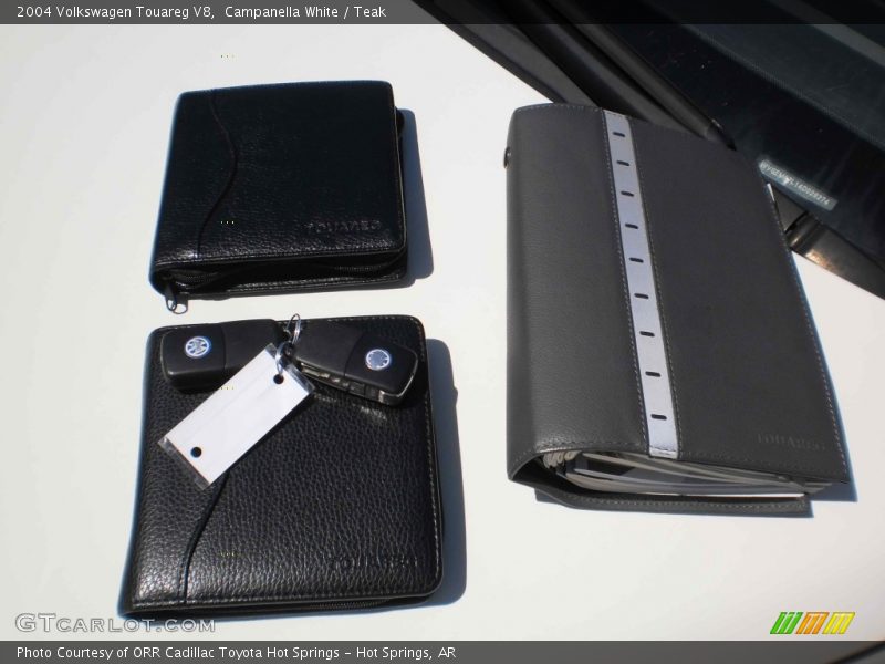 Campanella White / Teak 2004 Volkswagen Touareg V8