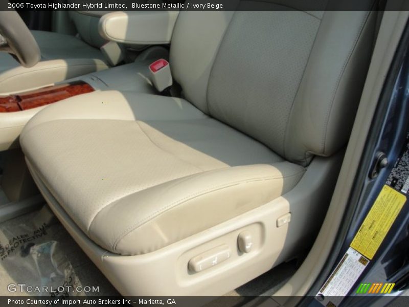 Bluestone Metallic / Ivory Beige 2006 Toyota Highlander Hybrid Limited