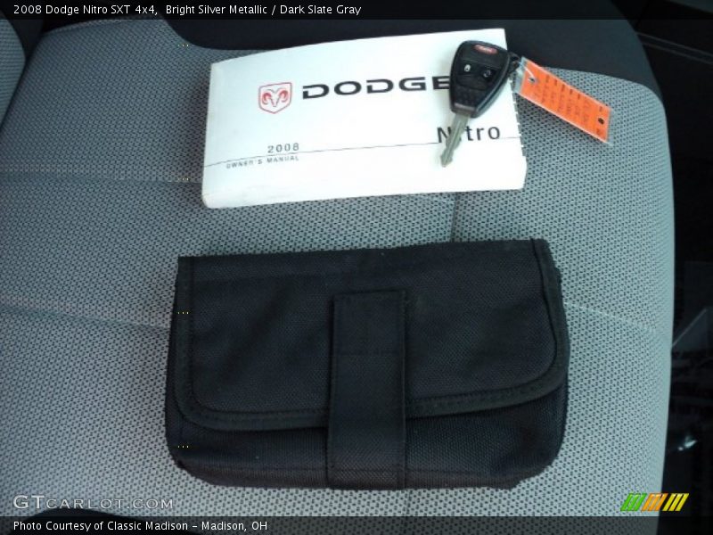 Bright Silver Metallic / Dark Slate Gray 2008 Dodge Nitro SXT 4x4