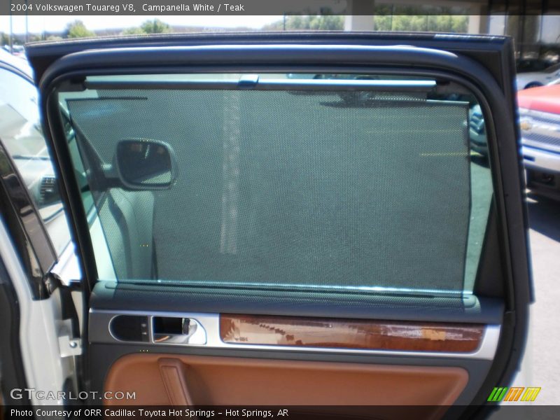 Campanella White / Teak 2004 Volkswagen Touareg V8