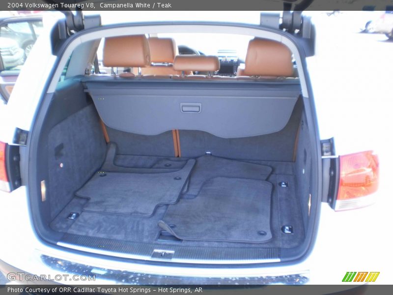 Campanella White / Teak 2004 Volkswagen Touareg V8