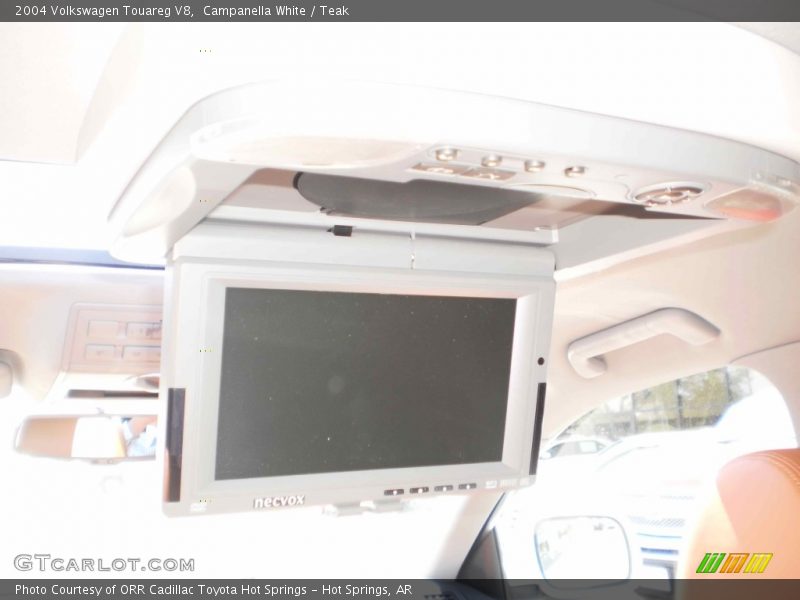 Campanella White / Teak 2004 Volkswagen Touareg V8