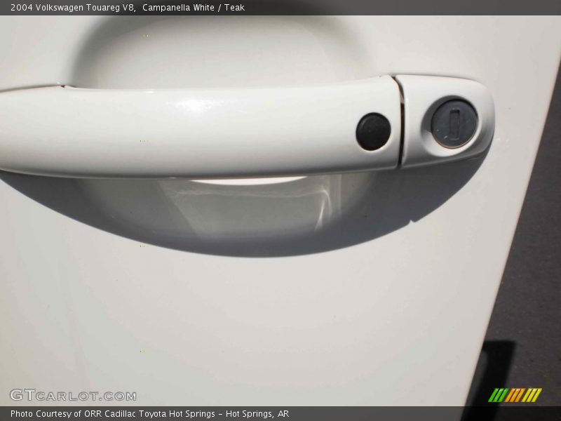 Campanella White / Teak 2004 Volkswagen Touareg V8