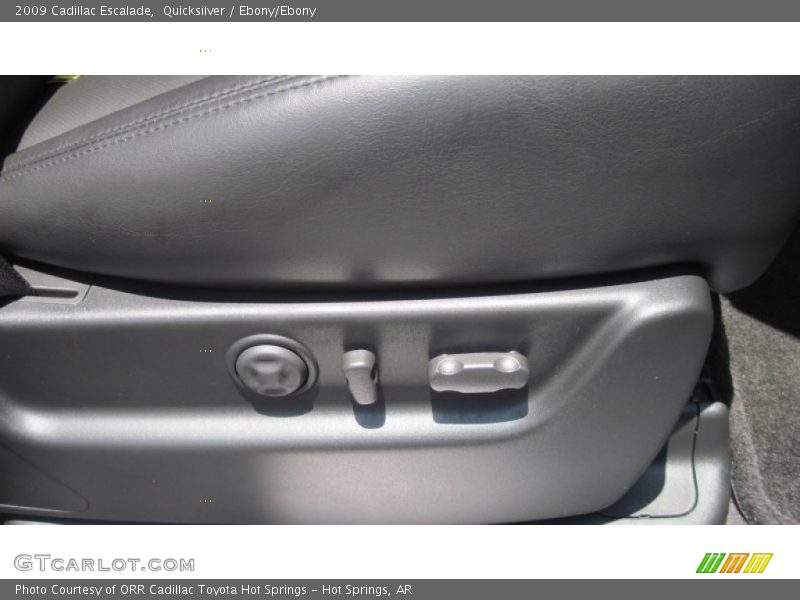 Quicksilver / Ebony/Ebony 2009 Cadillac Escalade