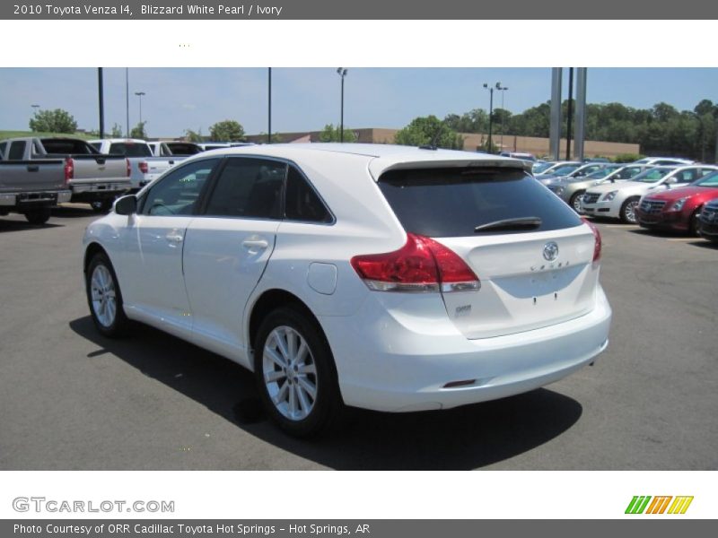 Blizzard White Pearl / Ivory 2010 Toyota Venza I4