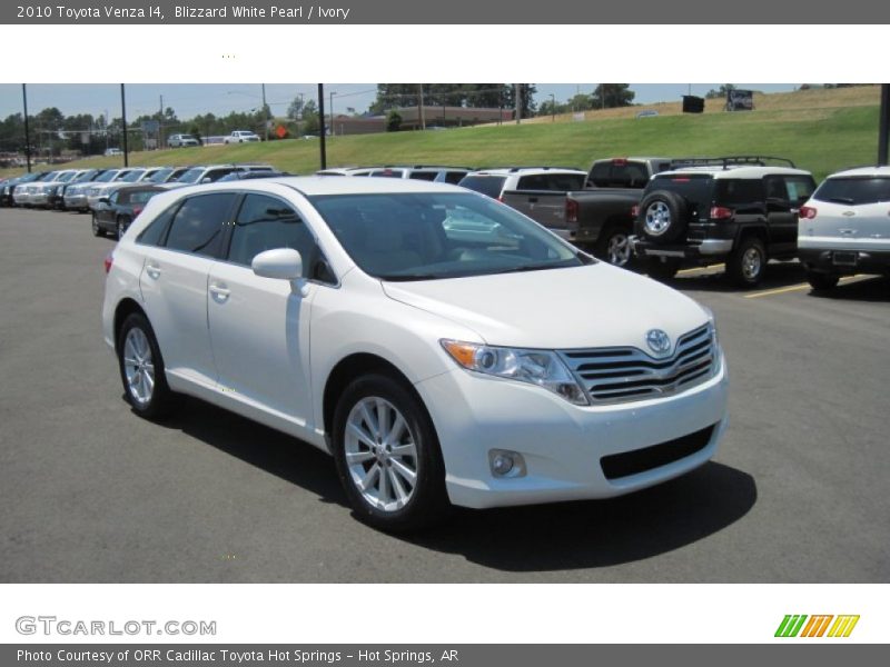 Blizzard White Pearl / Ivory 2010 Toyota Venza I4