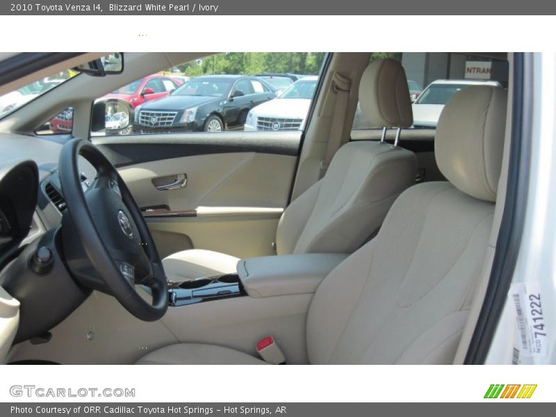 Blizzard White Pearl / Ivory 2010 Toyota Venza I4