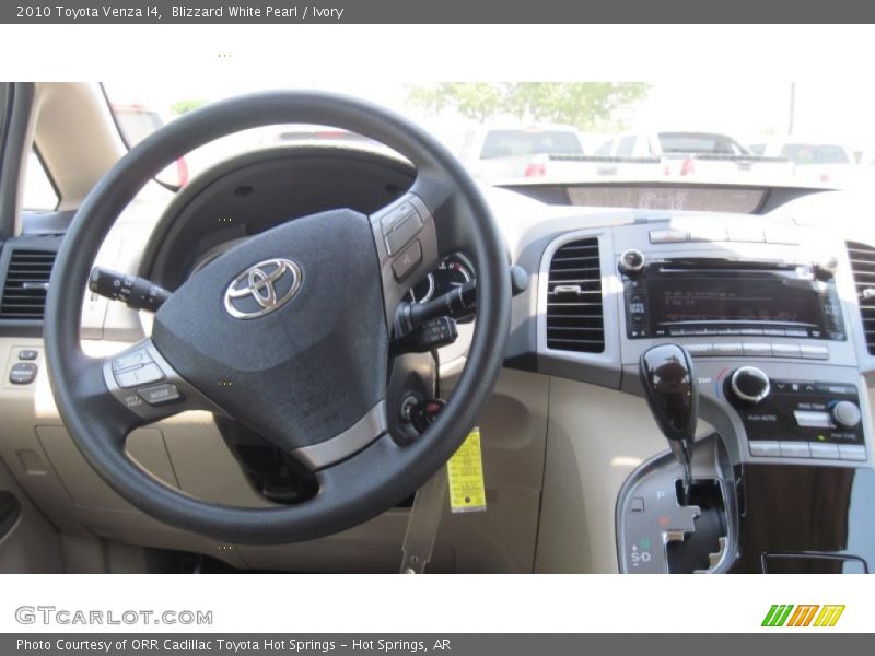 Blizzard White Pearl / Ivory 2010 Toyota Venza I4