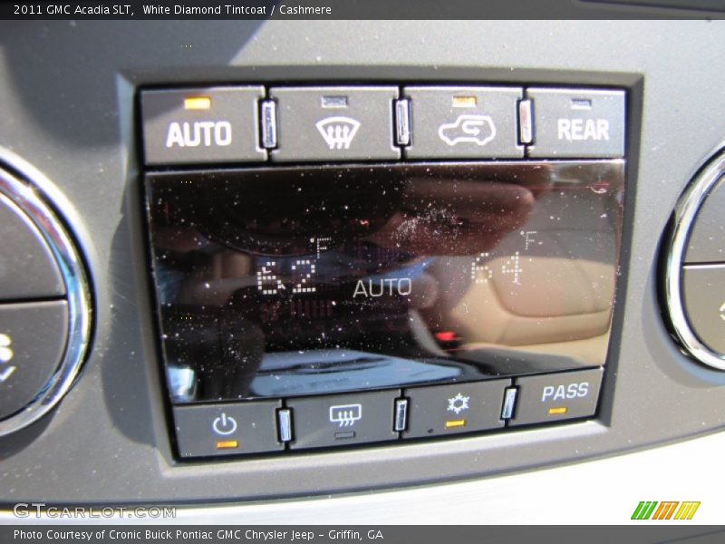 White Diamond Tintcoat / Cashmere 2011 GMC Acadia SLT