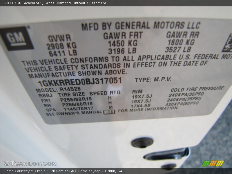 White Diamond Tintcoat / Cashmere 2011 GMC Acadia SLT